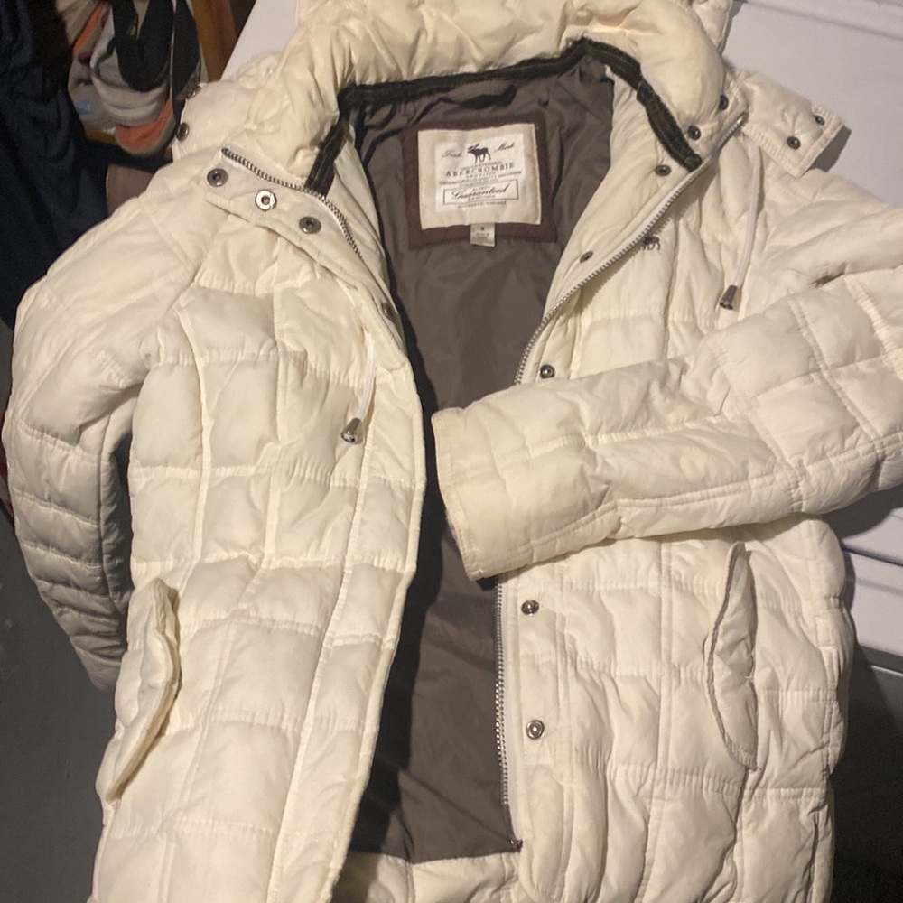 ⛷Cute Abercrombie Winter Puffer Coat! - Picture 2 of 7